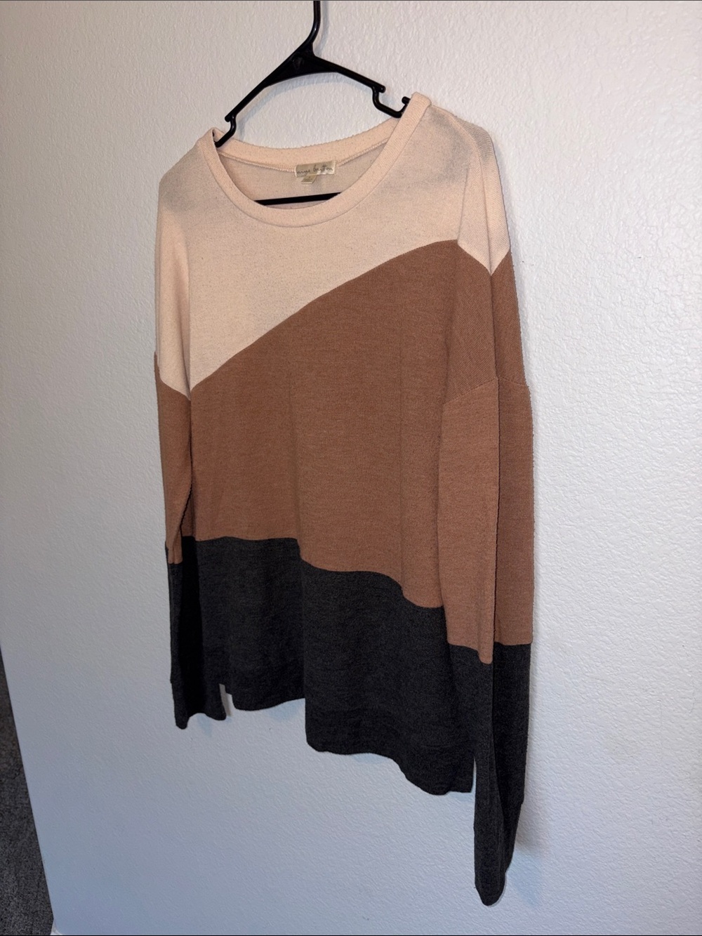 nine britton Pale Blush Knit Top